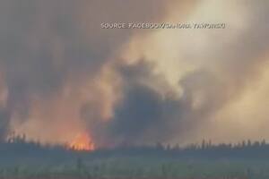 Continúan los incendios forestales en Canadá y el impacto superó las expectativas
