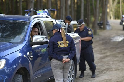 Controles en el ingreso y la salida de La Frontera, en Pinamar