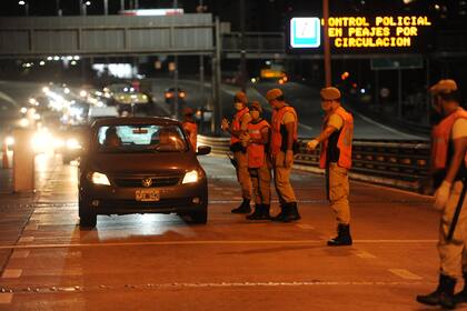 Controles en las autopistas día y noche
