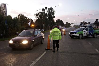 Controles en los accesos a Mar del Plata. El municipio advierte a los viajeros que "no van a entrar"