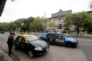 Controles frente al instituto Malbrán por la pandemia de coronavirus