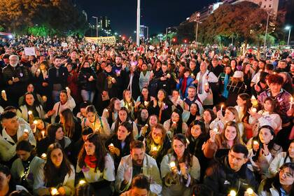 Convocatoria de los residentes del Garrahan en el Obelisco