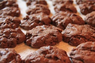 Algo dulce para la noche de Navidad: receta de Cookies con masa para brownies