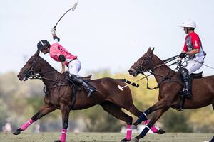 Copa República: David Stirling le ganó el duelo de amigos a Pablo Mac Donough