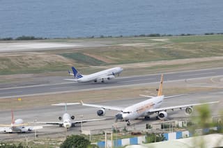 Copa Airlines suspende vuelos a Venezuela; pilotos reportan intermitencias en señales de navegación