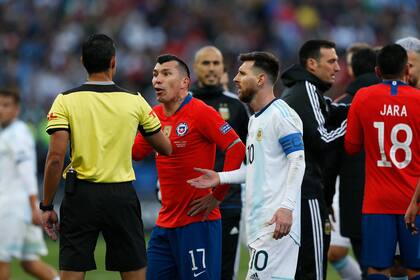 Copa América de 2019: el Messi mediático, expulsado contra Chile por enfrentarse con Medel; el torneo que empezó a cambiar la mentalidad de la selección