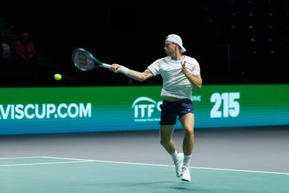 Copa Davis: Eero Vasa, 703° del ranking, jugó en un nivel superior del que indica su posición