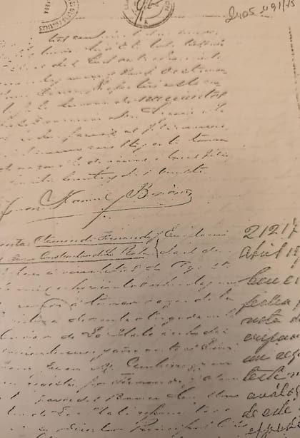 Copia de la escritura de venta de Fernando Otamendi al Banco Constructor de la Plata