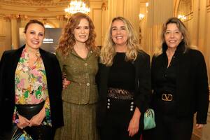 Todos los invitados a la distinción de Karina El Azem en el Salón Dorado de la Legislatura Porteña