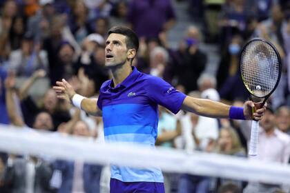 Corazón de león: Novak Djokovic celebra a lo grande, y no es como para menos.