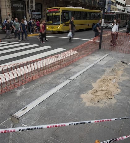 Córdoba y Corrientes, con nuevo semáforo horizontal