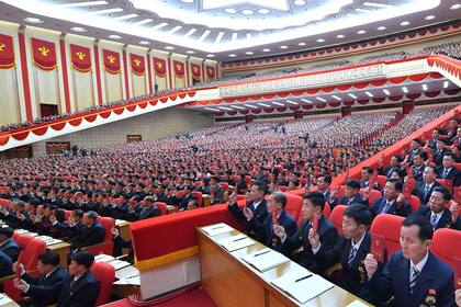 Corea del Norte: Kim Jong-un sorprende al país al admitir el fracaso de su plan económico