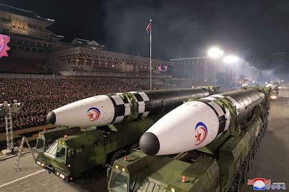Los misiles mostrados por el régimen de Kim