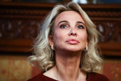 Corinna Larsen aseguró que en 2012 el general Félix Sanz Roldán, exjefe del centro de inteligencia español CNI la amenazó a ella y a su hijos