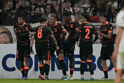 Corinthians ya se clasificó a los octavos de final y se aseguró el primer lugar del Grupo E