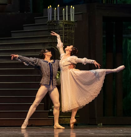 Cornejo y Boylston: a dúo en el baile de máscaras, en la casa de Julieta