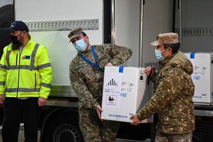 Coronavirus: comienza la vacunación en una UE temerosa y semiconfinada