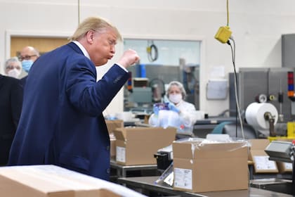 Su gestión de la pandemia fue de las más erráticas e ineficaces del mundo