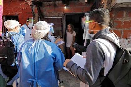 Coronavirus en Buenos Aires: comenzaron los testeos por coronavirus y vacunación antigripal en Villa La Rana