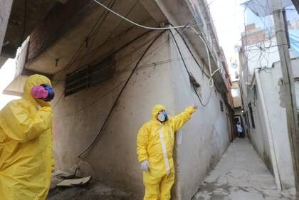 Operativo en el barrio José Luis Cabezas