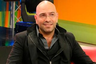 Coronavirus: Fredy Villarreal recibió el alta tras dos semanas de internación