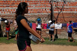 "Cuarentena inteligente". El plan de Paraguay tras aplanar la curva del virus