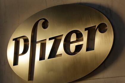 Pfizer dijo que la vacuna proporcionó protección siete días después de la segunda dosis y 28 días después de la dosis inicial