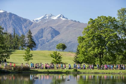 Corredores alrededor del lago Wakatipu