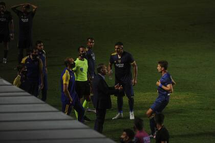 Corte de luz a pocos minutos de la finalización del encuentro.