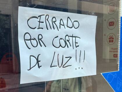Corte de luz en la zona de Plaza San Martín