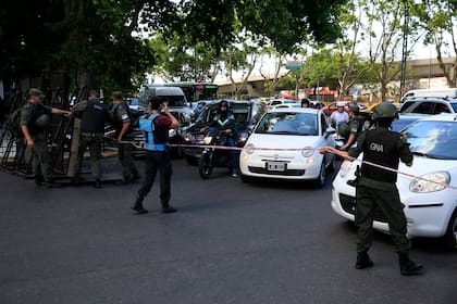 Corte por operativo de seguridad frente al Hotel Four Seasons