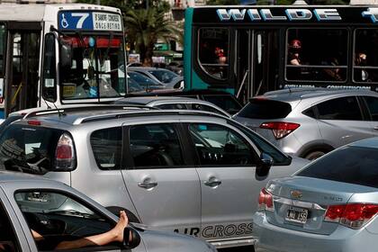 Cortes de organizaciones sociales en la avenida 9 de Julio