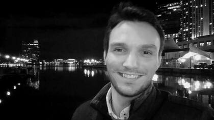 Cory Combs, del prestigioso think tank Trivium China, afirma que la sobreproducción de acero es un problema para las autoridades chinas.