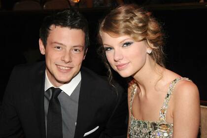 Cory Monteith junto a su ex novia, la cantante Taylor Swift