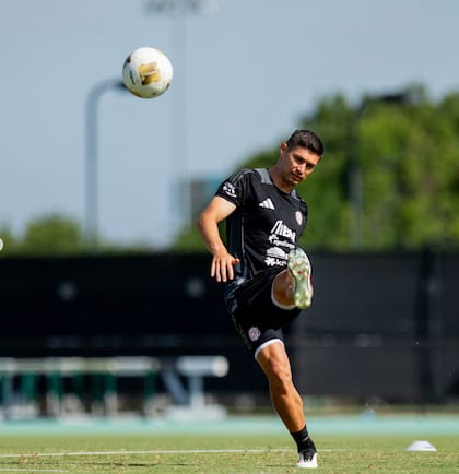 Costa Rica necesita empatar ganar el partido si no quiere ser desplazado al tercer lugar del grupo. Foto: IG @fedefutbolcrc