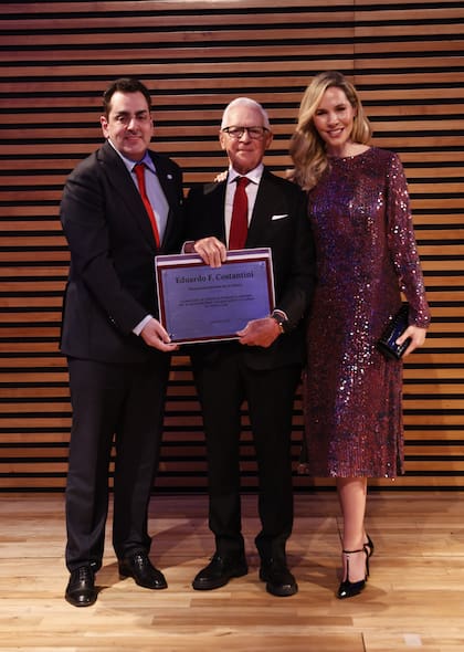 Costantini con Cifelli y su esposa, Elina