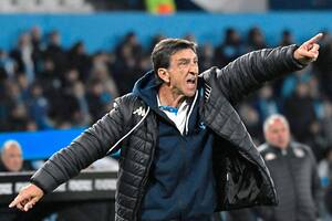 Costas se fue expulsado el último viernes en el duelo ante Tigre por el Torneo Clausura tras un ataque de furia contra el árbitro Darío Herrera.