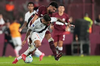 Coutinho completa su traspaso del Villa al Vasco da Gama de Brasil