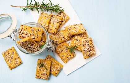 Crackers de almendra y romero sin gluten