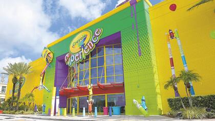 Crayola Experience, un local especializado en arte con crayones, fue el minorista que reemplazó a Nordstrom en el Florida Mall de Orlando