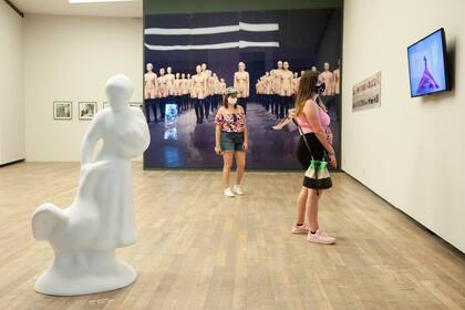 Crear mundos en Fundación Proa