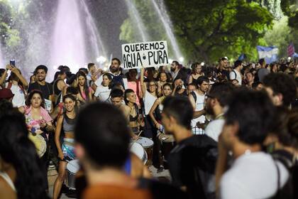 Crece la presión social y política para derogar la polémica ley en Mendoza