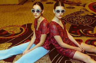 Nuevas colecciones. Estilos en espejo