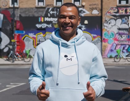 “Creo que es mi tarea y mi deber alzar la voz, porque mi color y mi origen solo deben ser motivo de orgullo. Hablo en nombre de millones de personas que, por ser víctimas del racismo, hoy no pueden hacerlo".