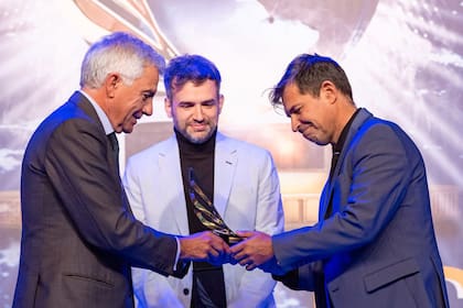 El periodista de LA NACION Cristian Grosso fue premiado en la gala anual de la Asociación Internacional de Prensa Deportiva (AIPS)