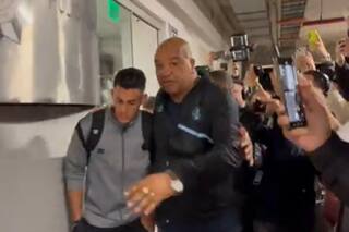 Detuvieron en Brasil a un exjugador de Boca: lo acusan de escupir a un árbitro y agredir a un policía