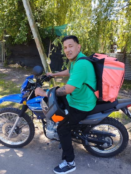 Cristian Romero: "Me enseñaron a desenvolverme en las entrevistas, a armar mi CV, tomé cursos de electricidad y otros oficios"