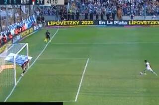 La ejecución perfecta de un penal para que Gimnasia rompa una racha de 13 años sin ganar el clásico