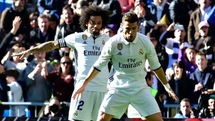 Cristiano celebra su gol, el tercero, junto a Marcelo