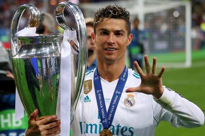 Cristiano Ronaldo y Real Madrid arrasaron en la Champions League en la década, pero el premio del mejor equipo fue para Barcelona